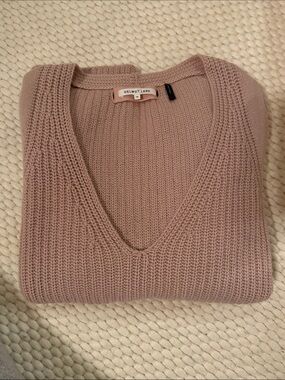 Helmut Lang V-Neck Ribbed Knit Sweater in Dusty Mauve